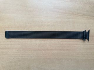 Apple Watch 44mm. Space Black Milanese Loop