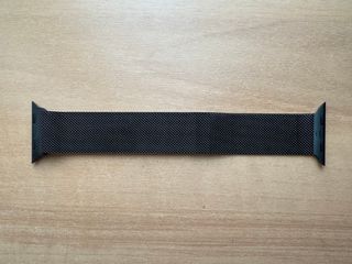 Apple Watch 44mm. Space Black Milanese Loop