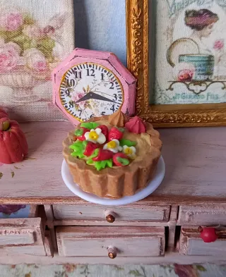 Miniatura torta fragole dollhouse