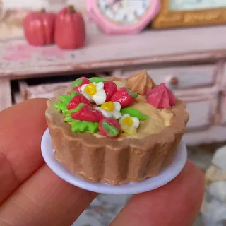 Miniatura torta fragole dollhouse
