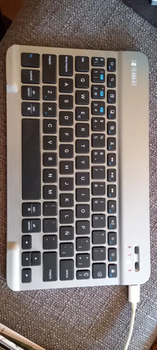 Tablet Teclast M50 Pro + Funda y Teclado