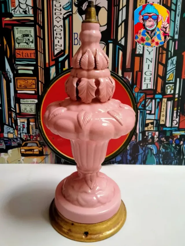 Lámpara cerámica de Manises rosa