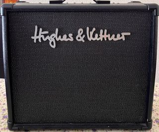 Amplificador Guitarra Hughes & Kettner 15W