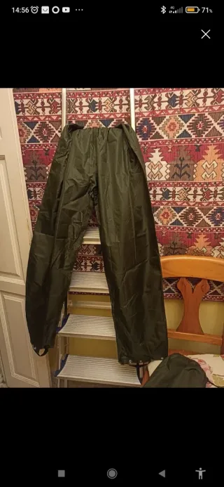 Pantalón de pesca impermeable verde