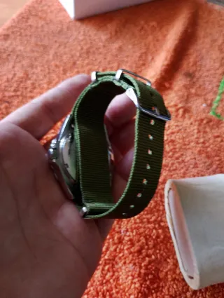 Reloj Scene Negro y Verde