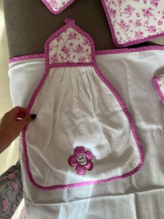 Set Tessile Cucina Rosa e Bianco