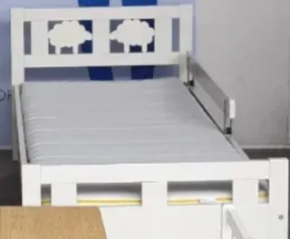 Cama infantil blanca IKEA