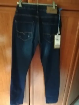 4 Pantalones Vaqueros  para chico Nuevos T36