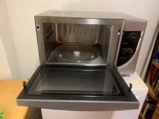 Horno Microondas LG Grill Intellowave