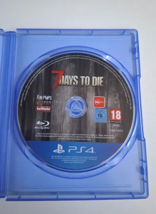 Pack PS4 Survival and Zombies: COD + 7 Days to Die