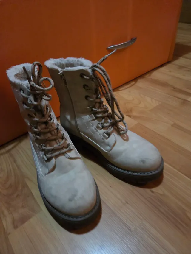 Botas beige mujer con pelo