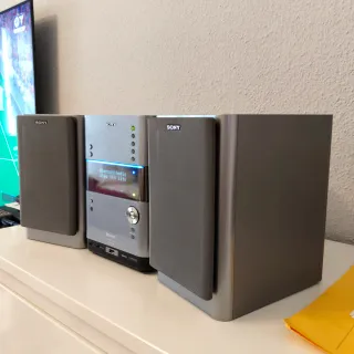 Minicadena Sony Bluetooth Gris