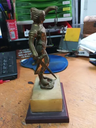 Figura Justicia Bronce