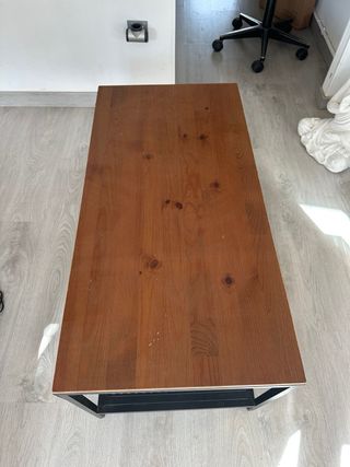 Mesa baja madera y metal marrón