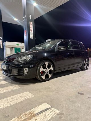 volkswaguen golf gti
