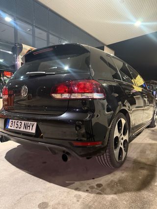 volkswaguen golf gti