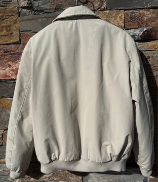 Cazadora bomber acolchada Zara color piedra