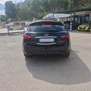 Infiniti FX37 2009
