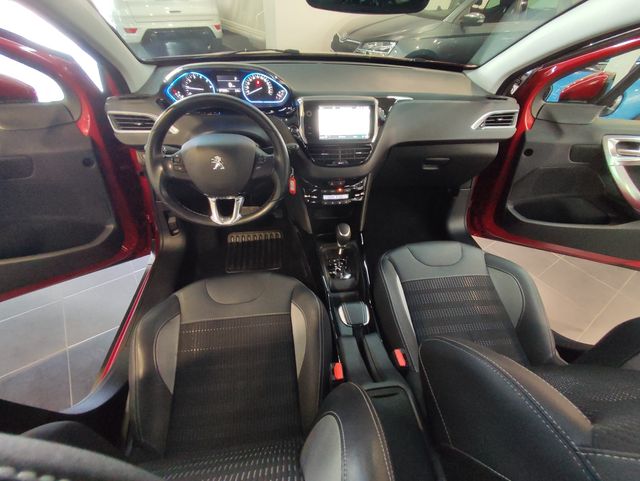 Peugeot 2008 Allure 1.2 PureTech 81KW (110CV)S&S EAT6