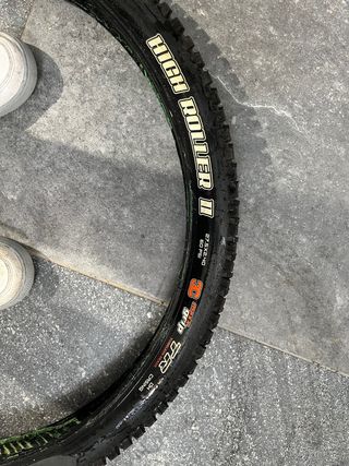 Neumático Maxxis High Roller II 27.5x2.40