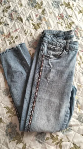 Pantalones vaqueros pitillo tobilleros