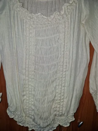 Blusa beige manga larga