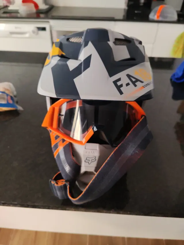 Casco Moto Cross y Gafas Fox