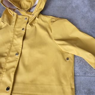 Chubasquero amarillo impermeable