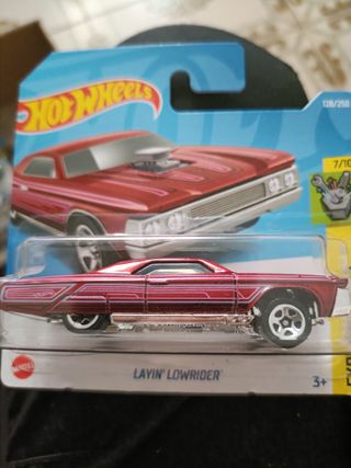 Hot Wheels Layin' Lowrider Rojo