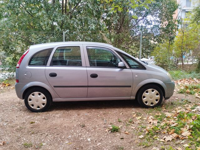 Opel Meriva 2004