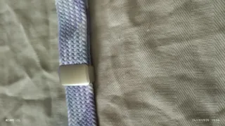 Correa de reloj tejida púrpura y blanca