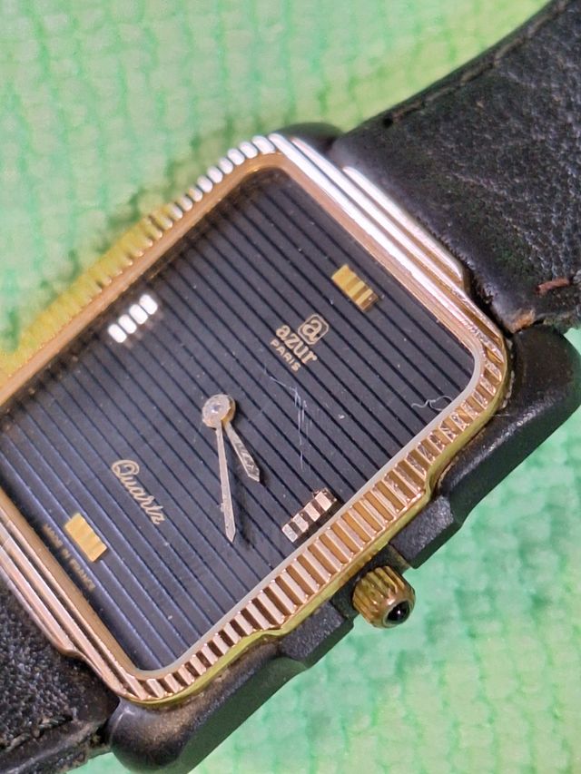 Reloj Azur Paris Vintage Cuarzo Dorado