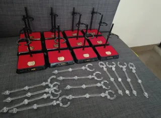 Stsnds personalizados Caballeros de Oro