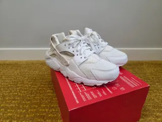 Zapatillas Nike Huarache blancas talla 38,5