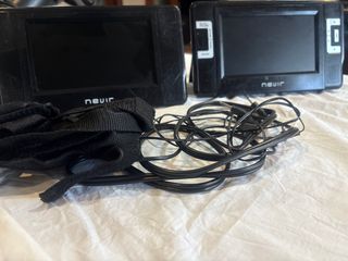 2 Pantallas Portátiles Coche Nevir