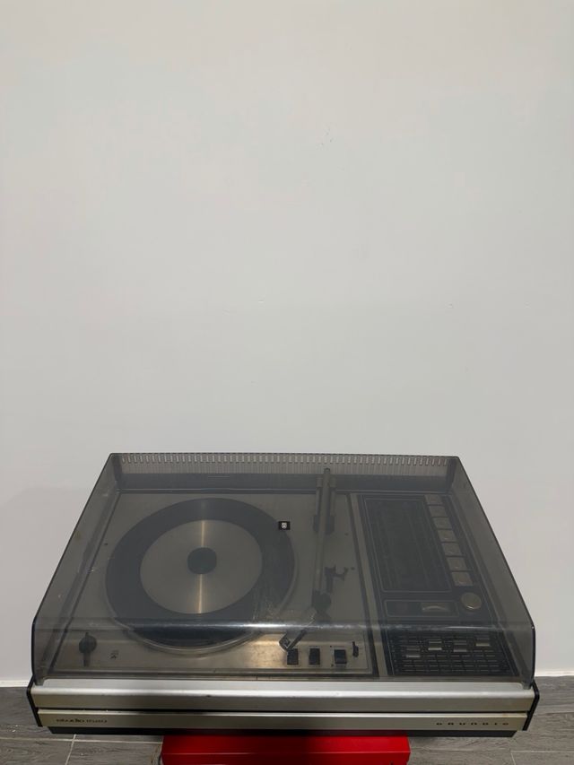 Giradischi Grundig Studio 1500 con casse hi-fi 203