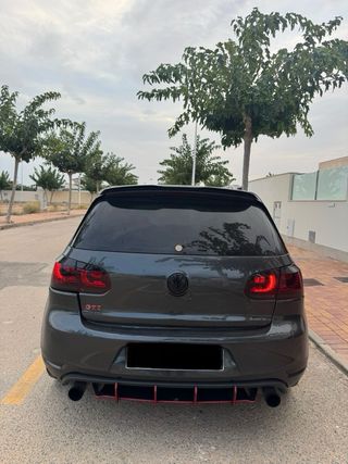 Volkswagen Golf GTI 2010