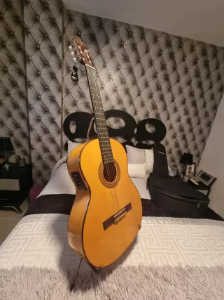 Guitarra Flamenca Amplificada ALCANTARA C.2