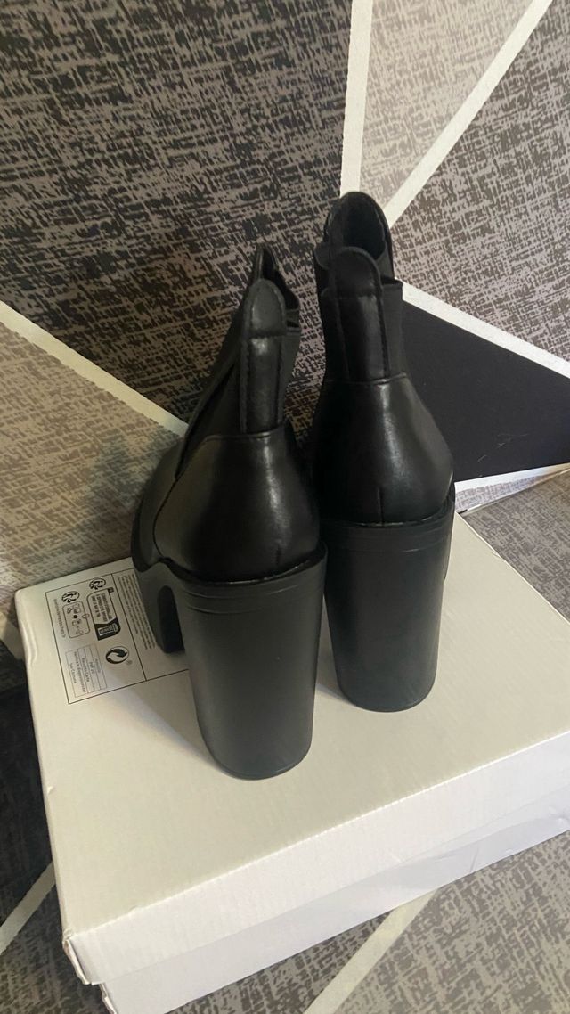 Botines negros plataforma tacón alto talla 37