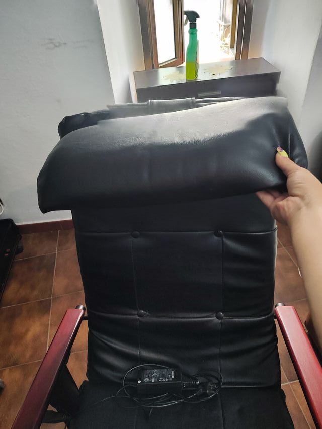 Sillón reclinable negro