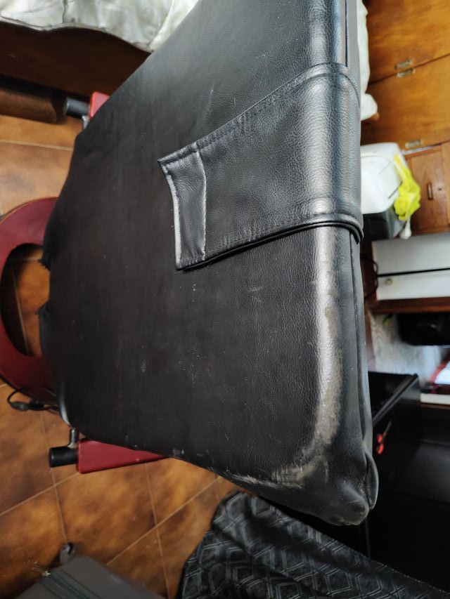 Sillón reclinable negro