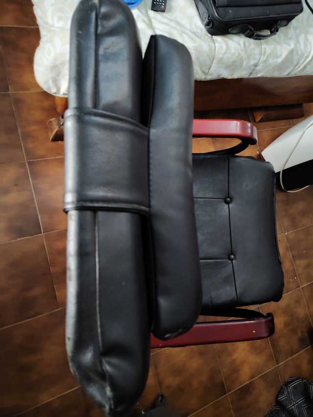 Sillón reclinable negro