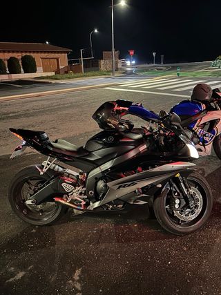 Yamaha R6