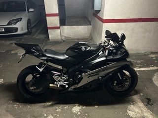 Yamaha R6
