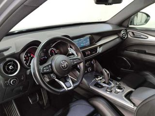 Alfa Romeo Stelvio Veloce 2.2 Diesel Q4 210 5p