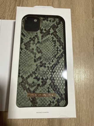 Custodia per iPhone 11 Pro Max/XS Max in Python kaki