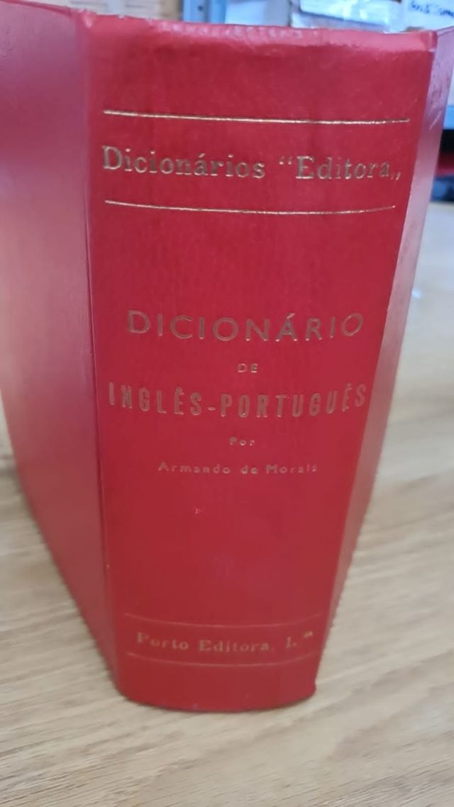 English-Portuguese Dictionary Porto Editora Vintag