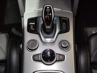 Alfa Romeo Stelvio Veloce 2.2 Diesel Q4 210 5p