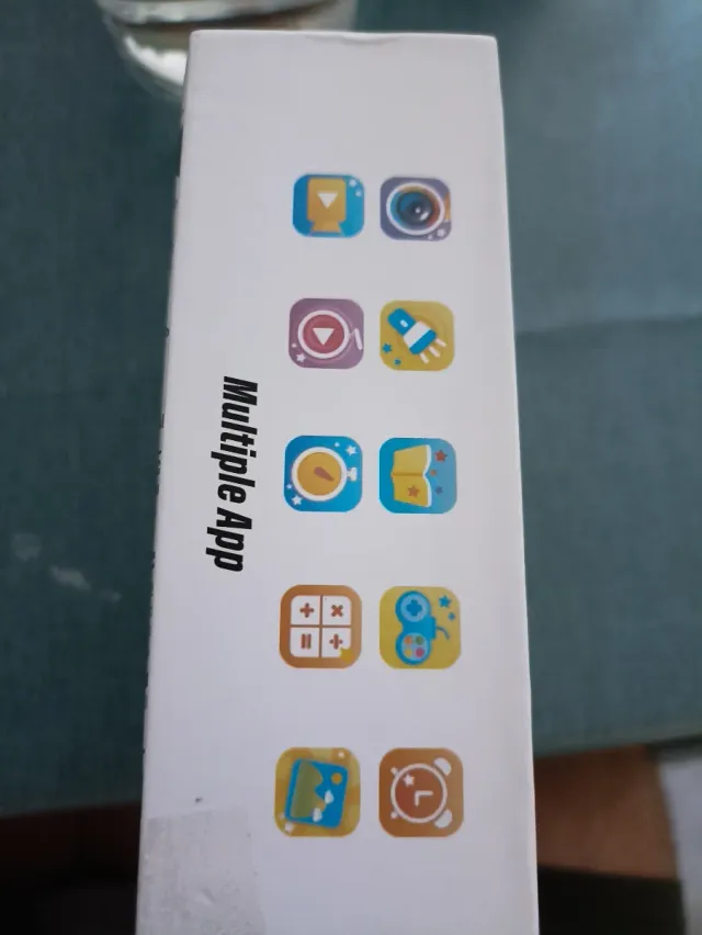 Móvil infantil táctil