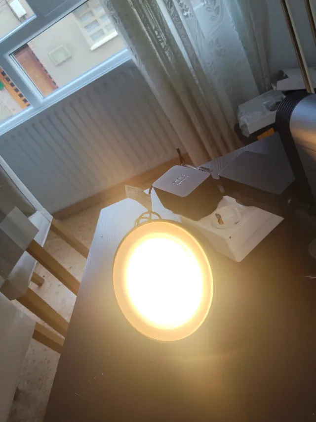 Philips Hue Bloom Lámpara Inteligente